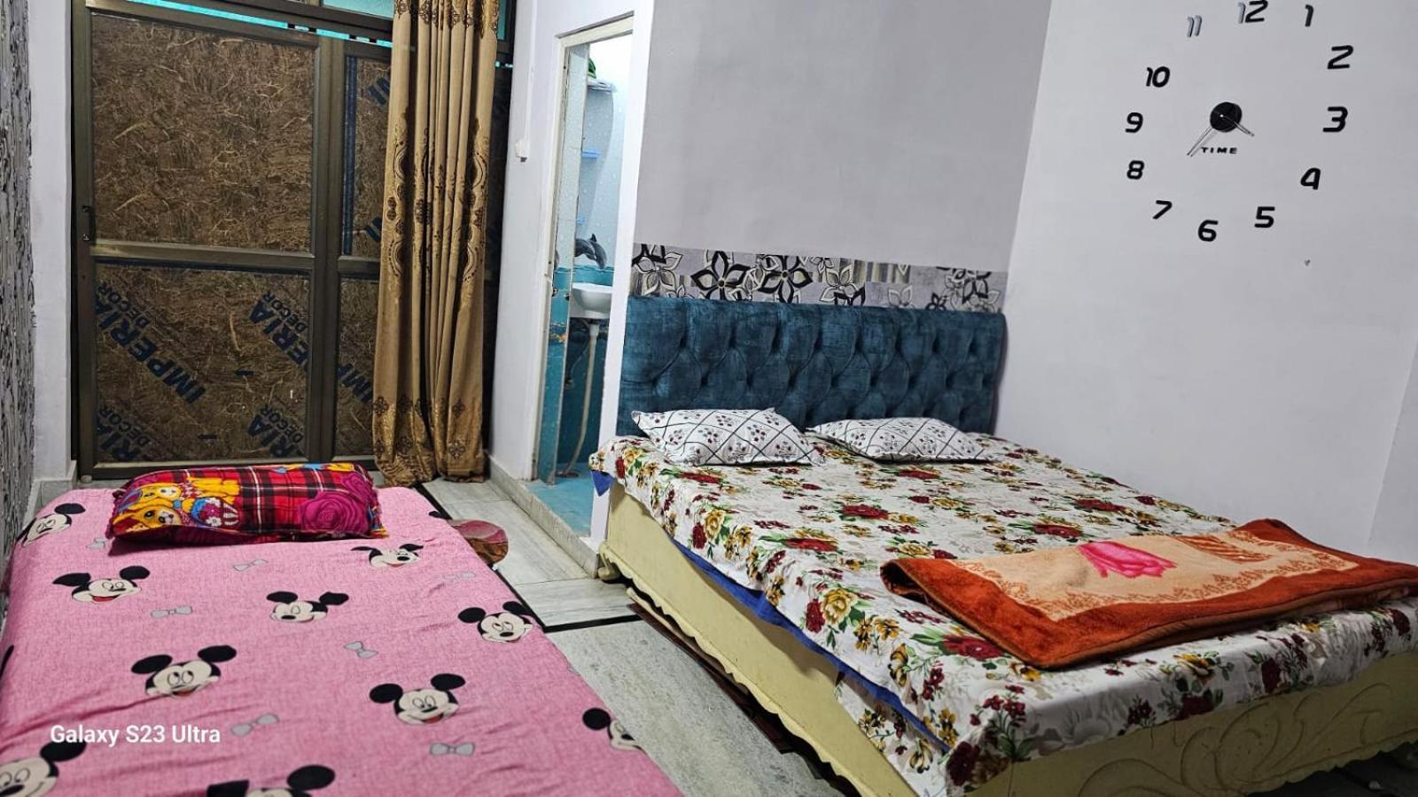 Aparna Niwas Home Stay Family Friendly Varanasi Exterior foto